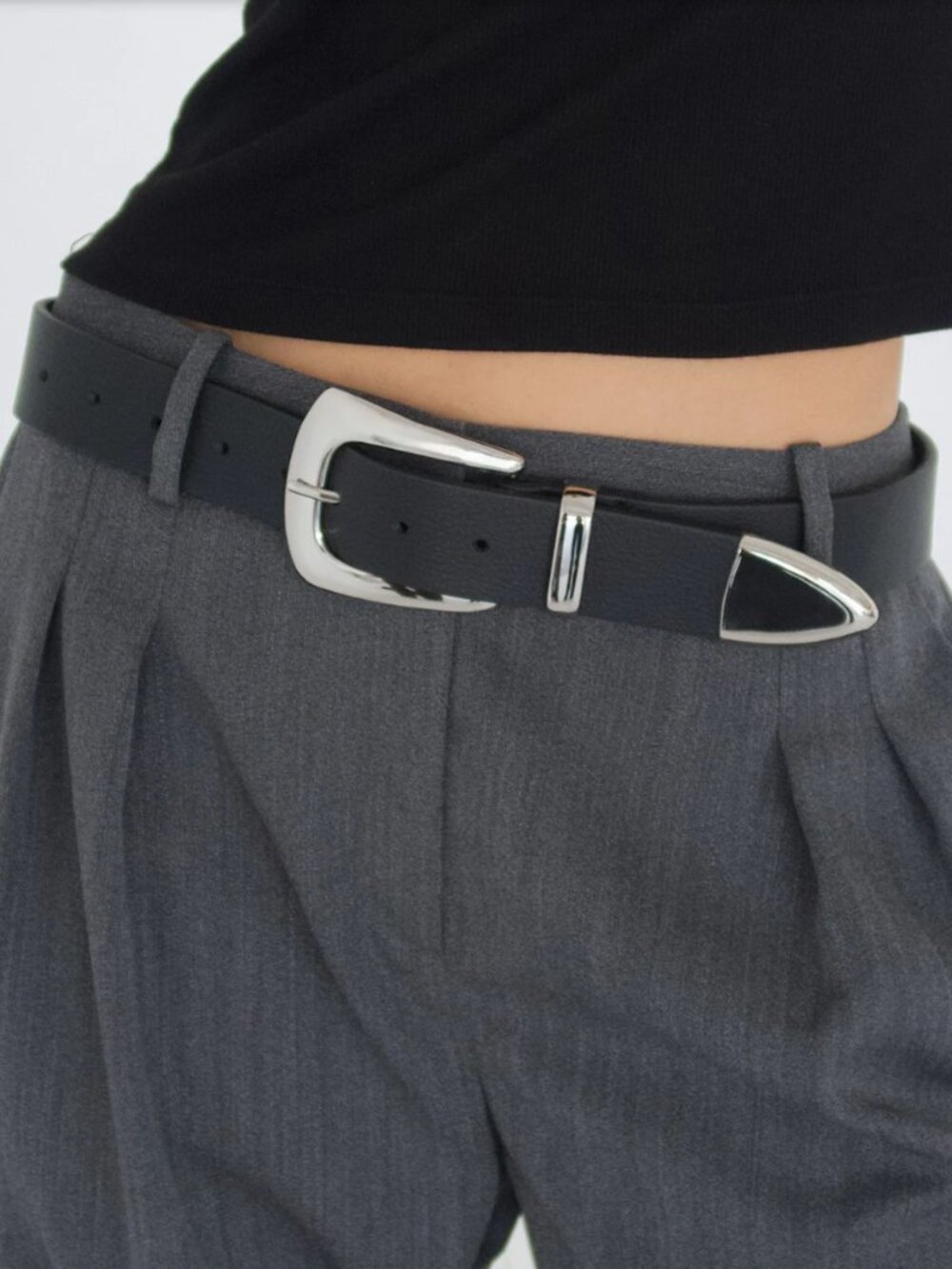 NWT. B-LOW THE BELT JORDANA MINI LEATHER BELT, Small